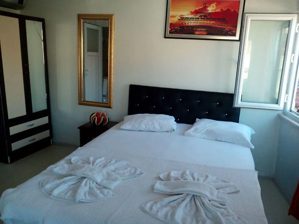 Bereket Traveler Hotel